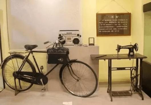 凤凰牌单车历史_凤凰汽车是真的假的_凤凰单车三转一响