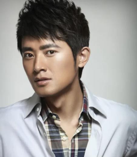 任泉 转行 成功案例 __任泉李冰冰广告