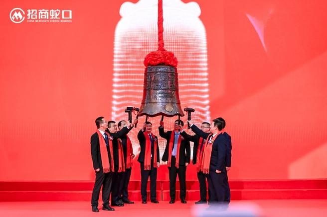 广州友谊股份_广百股份停牌公告_广百股份收购友谊集团