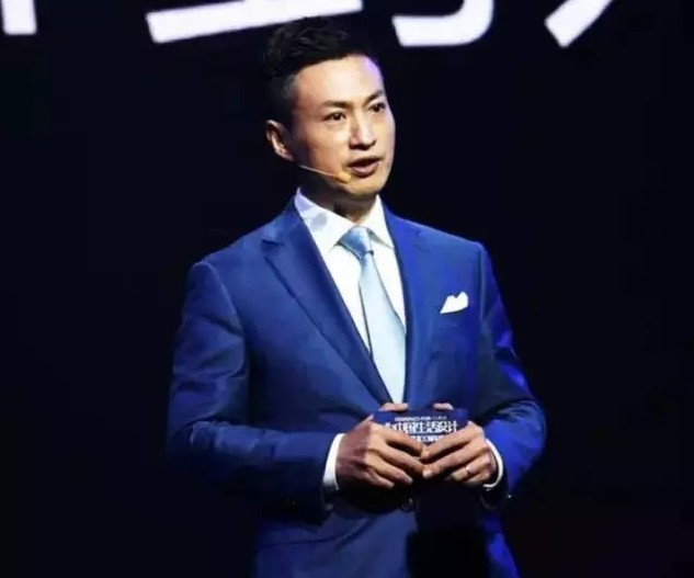 红星美凯龙 李斌_美凯龙债务危机_美凯龙经营不善多元化投资分析